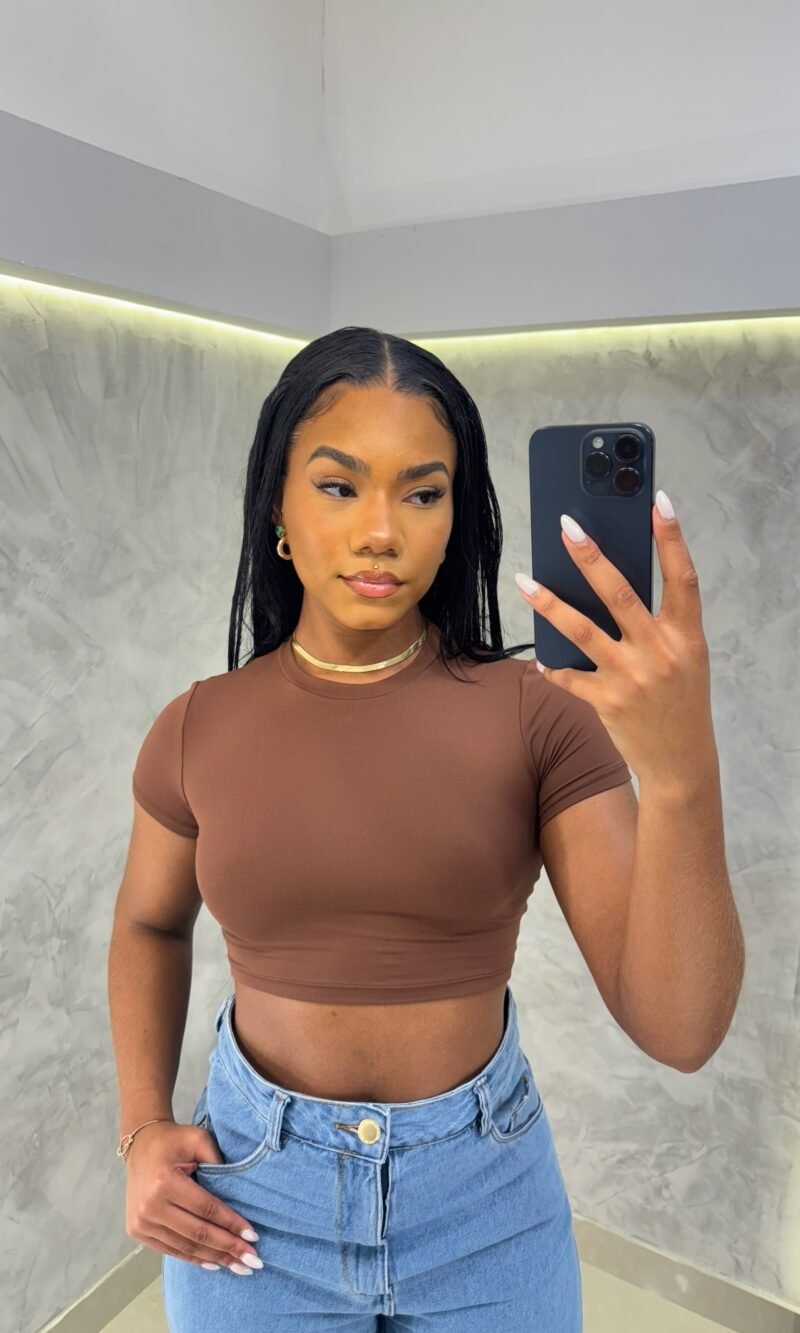 Cropped Lele