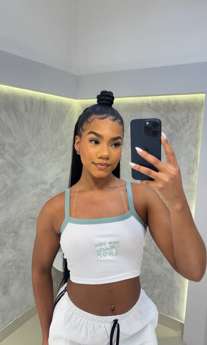 Cropped Regata