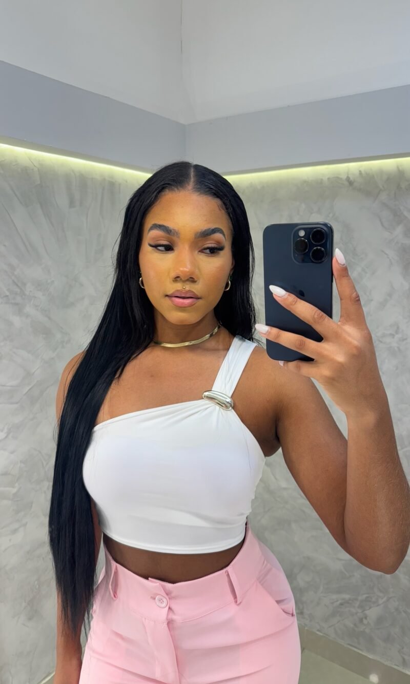 Cropped Luísa