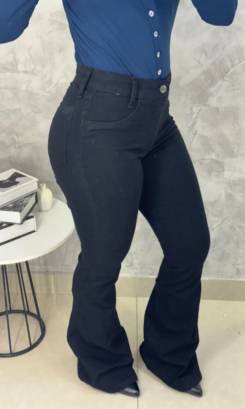 Calça Flare Mariana